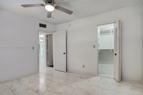 Copropriété à vendre à Tamarac, Floride: 2 chambres, 81.75 m2 № 1119209 - photo 22