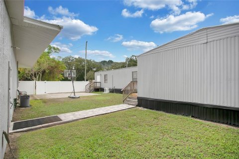 Commercial property in Dade City, Florida № 743420 - photo 22