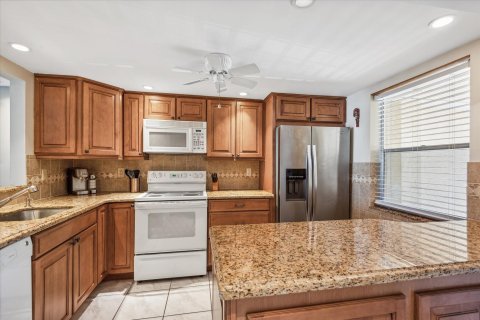 Copropriété à vendre à Pompano Beach, Floride: 2 chambres, 96.15 m2 № 1180523 - photo 12