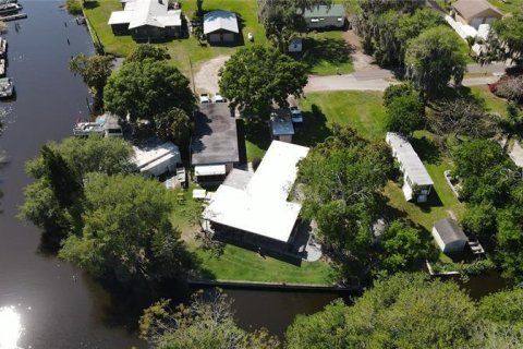 Villa ou maison à vendre à Okeechobee, Floride: 5 chambres, 213.68 m2 № 1148180 - photo 1