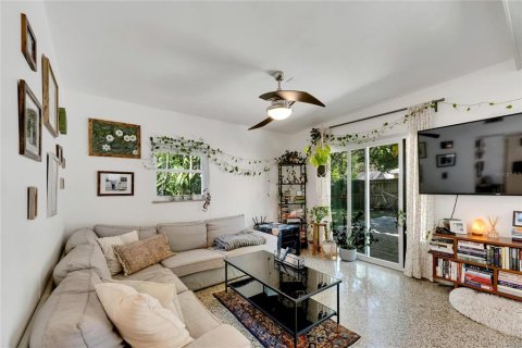 Casa en venta en Tampa, Florida, 3 dormitorios, 161.84 m2 № 1390517 - foto 29