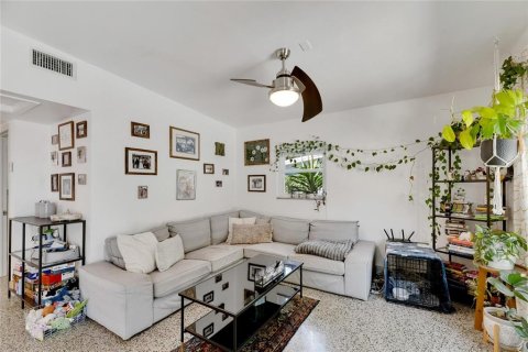 Casa en venta en Tampa, Florida, 3 dormitorios, 161.84 m2 № 1390517 - foto 28