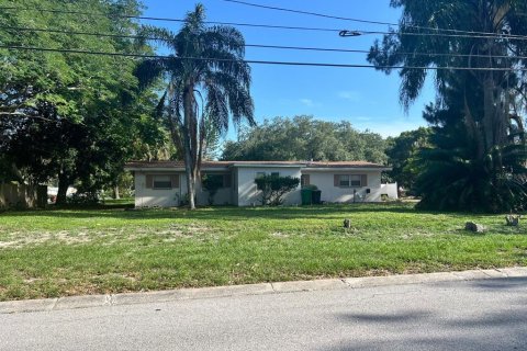 Villa ou maison à vendre à Clearwater, Floride: 4 chambres, 187.38 m2 № 1264886 - photo 11