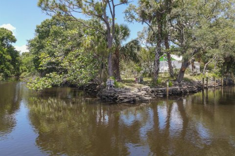 Terreno en venta en Stuart, Florida № 1180606 - foto 5