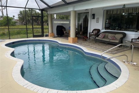 Casa en venta en Port Charlotte, Florida, 3 dormitorios, 182.55 m2 № 1113578 - foto 24