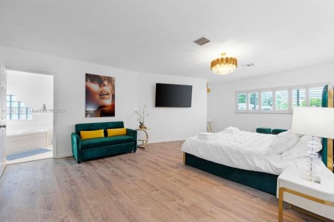 Casa en venta en Wilton Manors, Florida, 3 dormitorios, 228.35 m2 № 611812 - foto 24