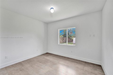 Villa ou maison à vendre à Miami, Floride: 4 chambres, 160.54 m2 № 1380452 - photo 27