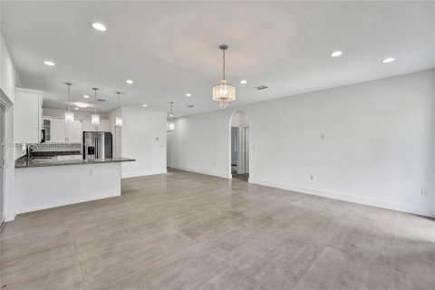 Casa en venta en Miami, Florida, 4 dormitorios, 160.54 m2 № 1380452 - foto 9