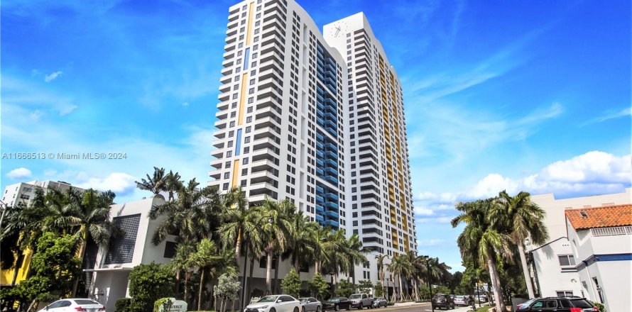 Condo in Miami Beach, Florida, 2 bedrooms  № 1380453