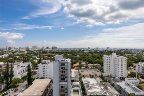 Copropriété à vendre à Miami Beach, Floride: 2 chambres, 117.24 m2 № 1380453 - photo 25