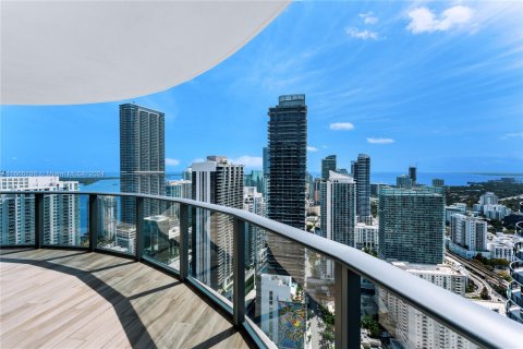 Condo in Miami, Florida, 3 bedrooms  № 1379080 - photo 25