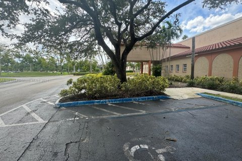 Copropriété à vendre à Pembroke Pines, Floride: 2 chambres, 91.51 m2 № 1379039 - photo 5