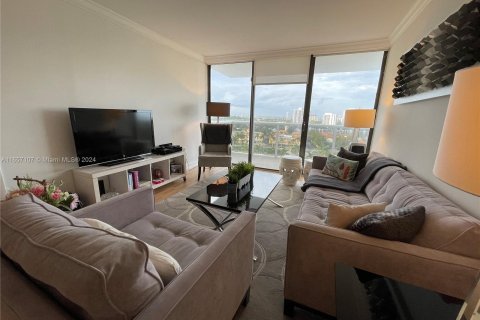 Condo in Aventura, Florida, 2 bedrooms  № 1357127 - photo 8