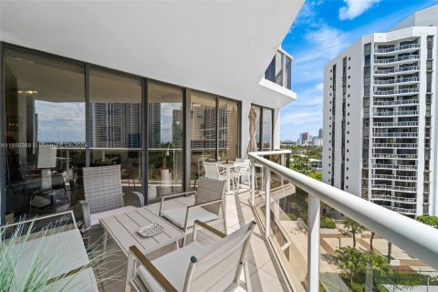 Condominio en venta en Aventura, Florida, 2 dormitorios, 110.27 m2 № 1180021 - foto 25