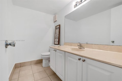 Condo in Plantation, Florida, 1 bedroom  № 1282083 - photo 21