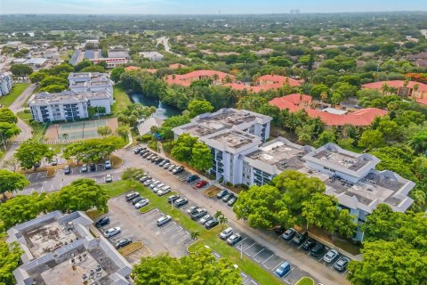 Condo in Plantation, Florida, 1 bedroom  № 1282083 - photo 2