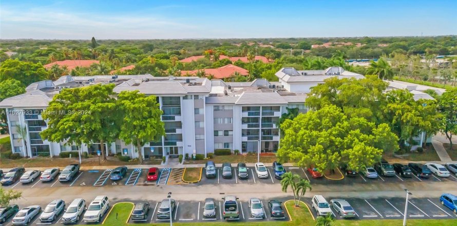 Condominio en Plantation, Florida, 1 dormitorio  № 1282083