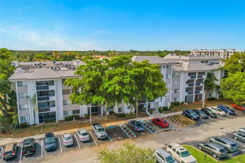 Condo in Plantation, Florida, 1 bedroom  № 1282083 - photo 5