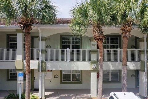 Condominio en venta en Palm Coast, Florida, 2 dormitorios, 103.4 m2 № 1383270 - foto 1