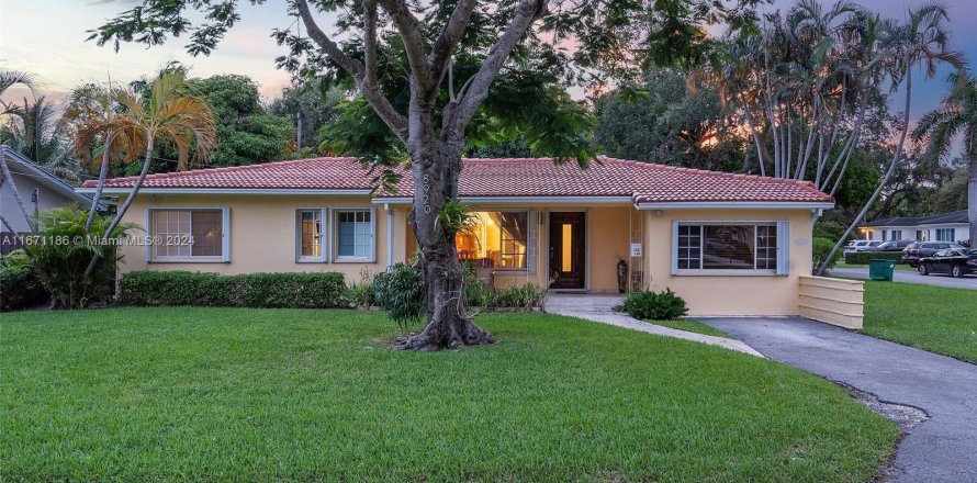 Villa ou maison à Miami, Floride 3 chambres, 187.29 m2 № 1391501