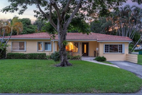 Villa ou maison à vendre à Miami, Floride: 3 chambres, 187.29 m2 № 1391501 - photo 21