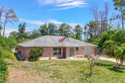 Villa ou maison à vendre à North Port, Floride: 3 chambres, 135.82 m2 № 1263230 - photo 1