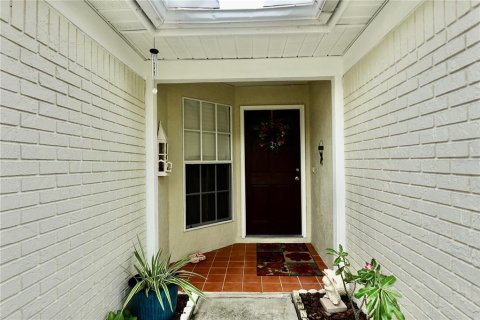 House in Tampa, Florida 3 bedrooms, 115.94 sq.m. № 1436710 - photo 3