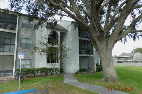 Condo in Kissimmee, Florida, 2 bedrooms  № 1436709 - photo 1