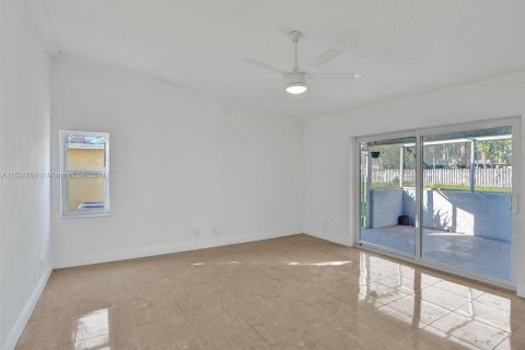 Casa en venta en Sunrise, Florida, 3 dormitorios, 176.33 m2 № 1015924 - foto 12