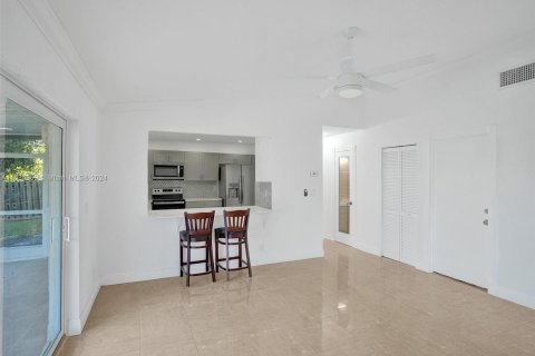 Casa en venta en Sunrise, Florida, 3 dormitorios, 176.33 m2 № 1015924 - foto 16