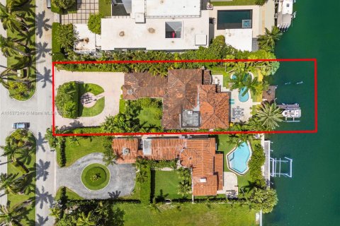 Casa en venta en Miami Beach, Florida, 4 dormitorios, 517 m2 № 1309695 - foto 27