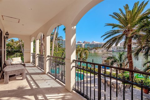 Casa en venta en Miami Beach, Florida, 4 dormitorios, 517 m2 № 1309695 - foto 3