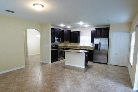 House in Tampa, Florida 4 bedrooms, 194.91 sq.m. № 1432845 - photo 9