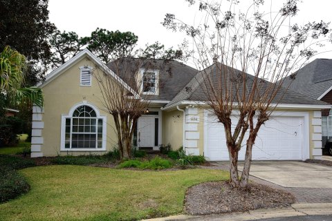 Villa ou maison à louer à Niceville, Floride: 3 chambres, 165.64 m2 № 590156 - photo 1