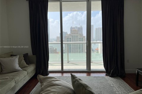 Condo in Miami, Florida, 2 bedrooms  № 779357 - photo 13