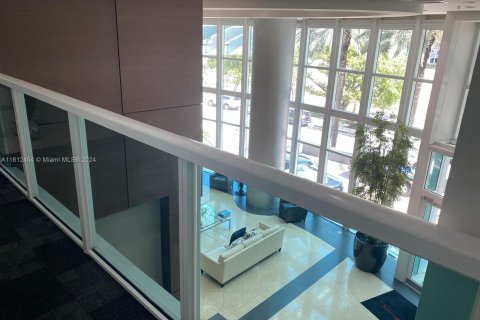 Copropriété à vendre à Miami, Floride: 2 chambres, 111.48 m2 № 1234611 - photo 28