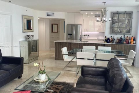 Condominio en venta en Miami, Florida, 2 dormitorios, 111.48 m2 № 1234611 - foto 8