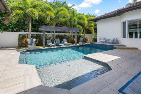 House in Boca Raton, Florida 7 bedrooms, 405.43 sq.m. № 1170993 - photo 28