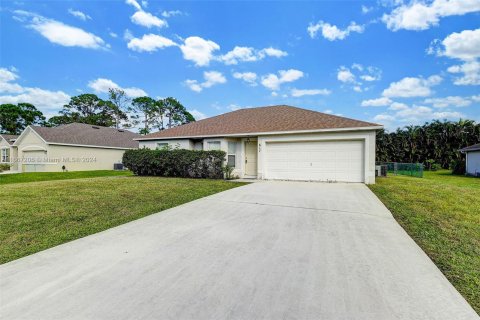 Villa ou maison à vendre à Port St. Lucie, Floride: 3 chambres, 128.67 m2 № 1381863 - photo 2