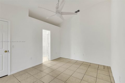 Villa ou maison à vendre à Port St. Lucie, Floride: 3 chambres, 128.67 m2 № 1381863 - photo 12