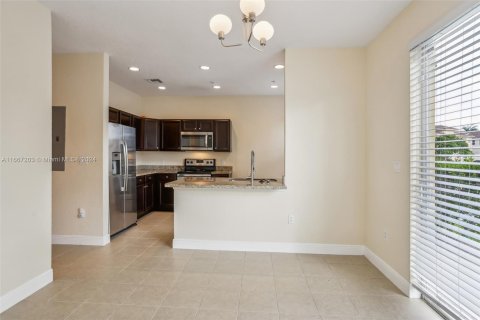 Condominio en venta en Tamarac, Florida, 3 dormitorios, 142.7 m2 № 1381862 - foto 7