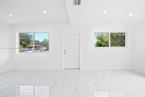 Villa ou maison à vendre à Lauderhill, Floride: 3 chambres, 89.19 m2 № 1236872 - photo 5