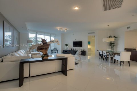 Condo in Sunny Isles Beach, Florida, 2 bedrooms  № 1292164 - photo 4