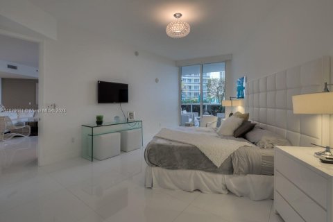 Condo in Sunny Isles Beach, Florida, 2 bedrooms  № 1292164 - photo 14