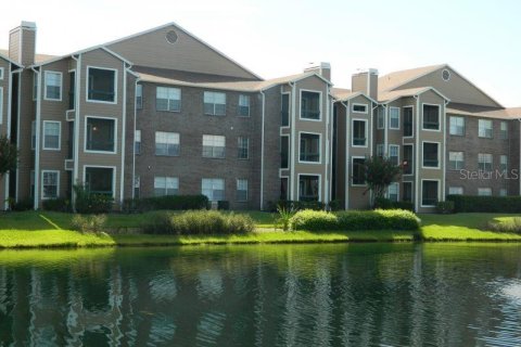 Condominio en venta en Orlando, Florida, 1 dormitorio, 53.88 m2 № 1317564 - foto 2