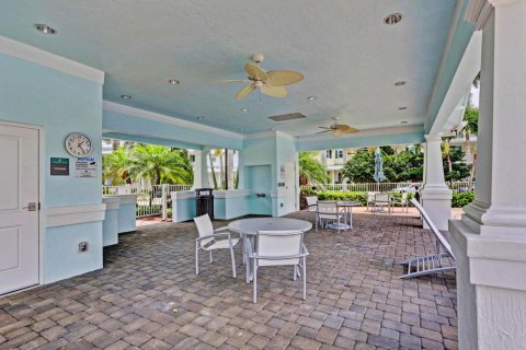 House in Jupiter, Florida 5 bedrooms, 292.46 sq.m. № 1226813 - photo 4