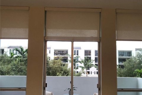 Condominio en venta en Coral Gables, Florida, 1 dormitorio, 82.68 m2 № 1435428 - foto 12