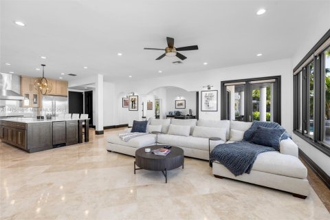 Villa ou maison à vendre à Fort Lauderdale, Floride: 5 chambres, 491.27 m2 № 812949 - photo 18
