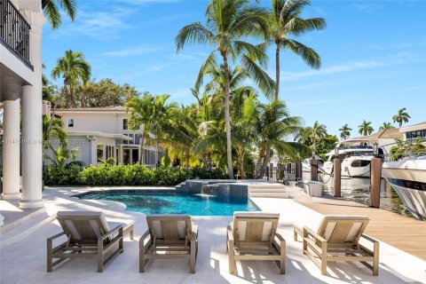 Casa en venta en Fort Lauderdale, Florida, 5 dormitorios, 491.27 m2 № 812949 - foto 4