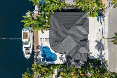 Villa ou maison à vendre à Fort Lauderdale, Floride: 5 chambres, 491.27 m2 № 812949 - photo 6